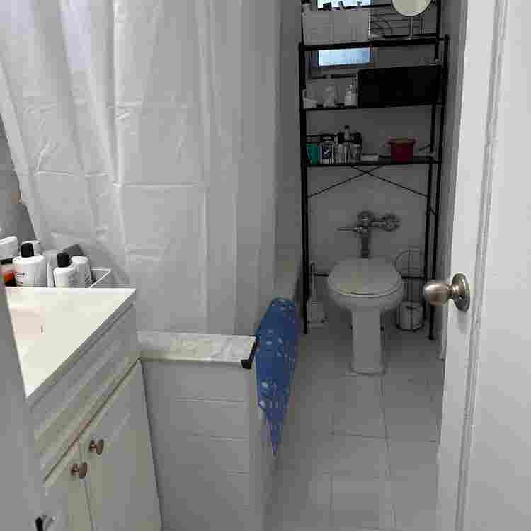 Private room for rent for one