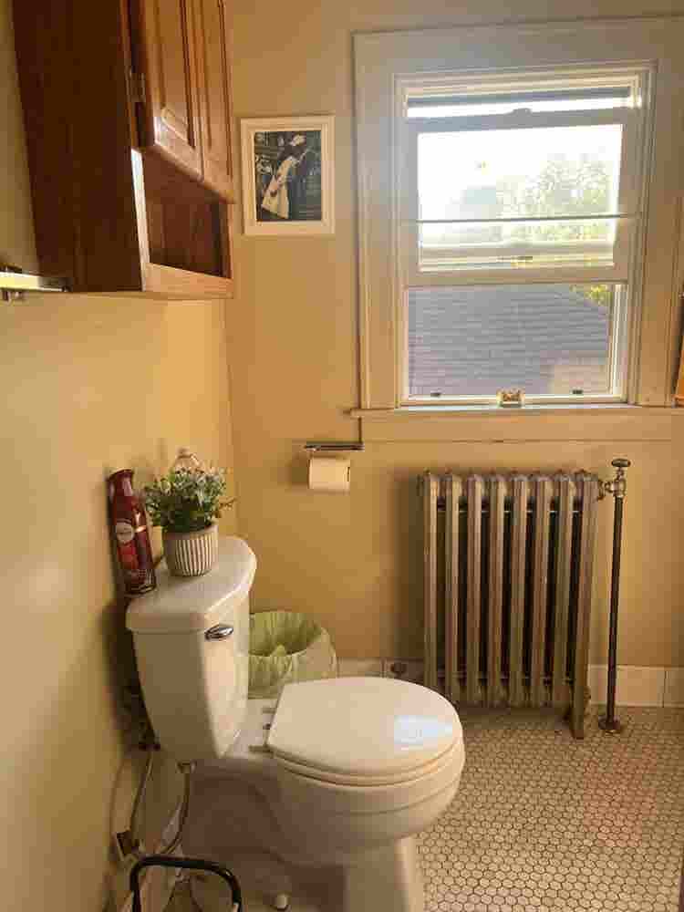 Room plus  bathroom for rent