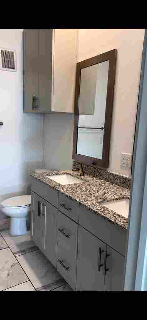 Looking for a roommate