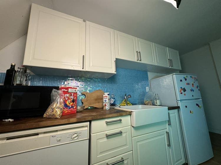 2 bedrooms available for rent