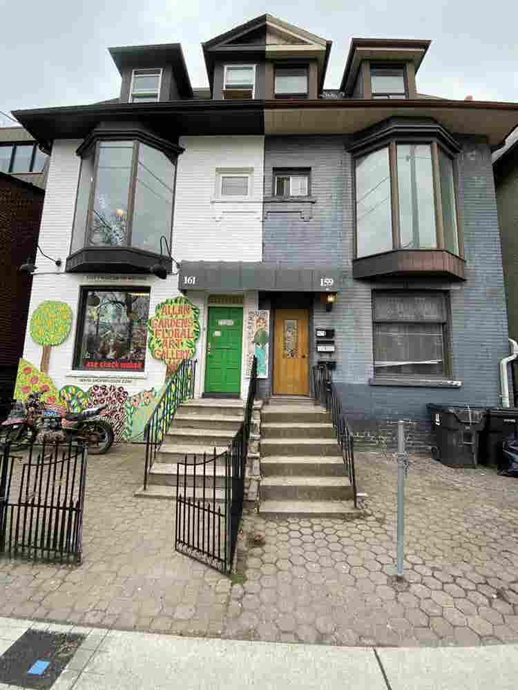 2 bedrooms available for rent
