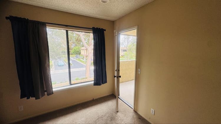 Private room for rent