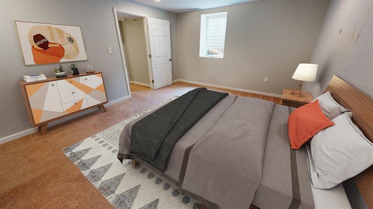 5 BR in Lakewood