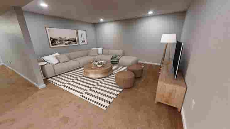 5 BR in Lakewood
