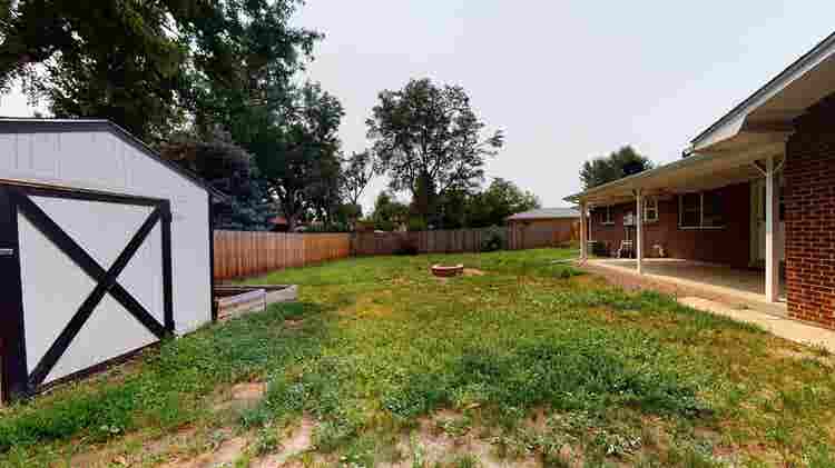 5 BR in Lakewood