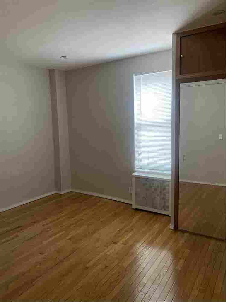 1 Br Apt Available For Rent
