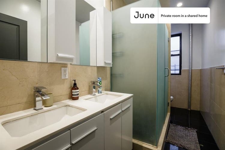 4 BR in New York City