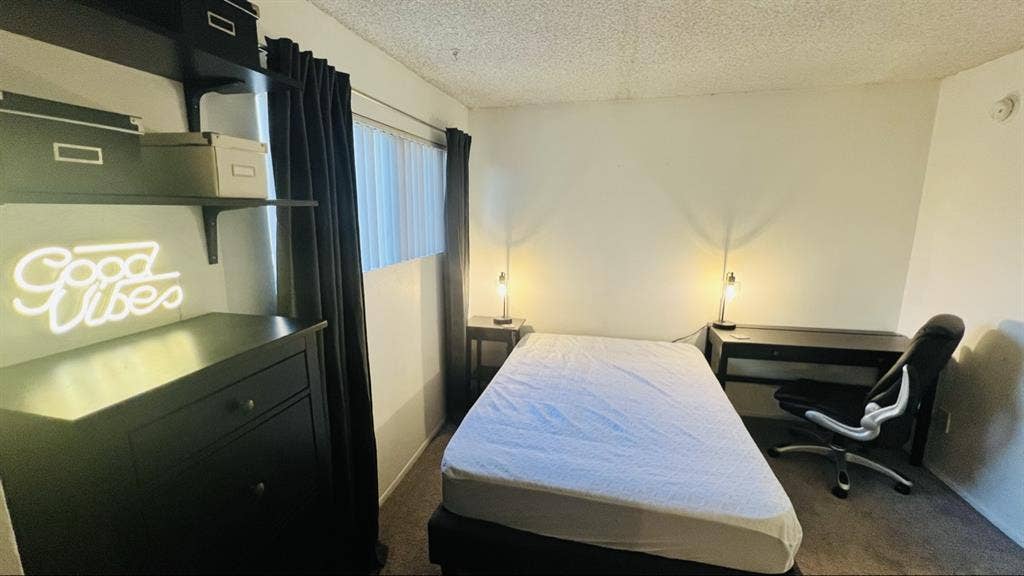 Furnished Private Room AVAILABLE