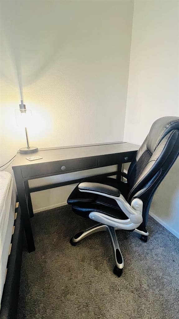 Furnished Private Room AVAILABLE
