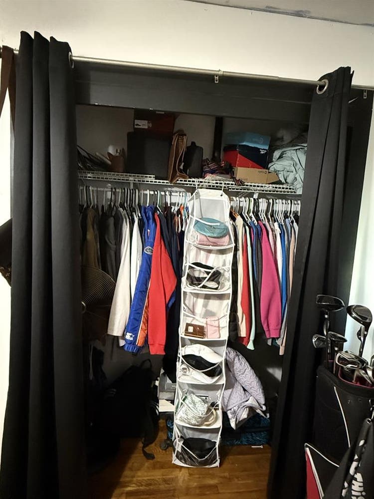 Looking for a Roommate in Smiths