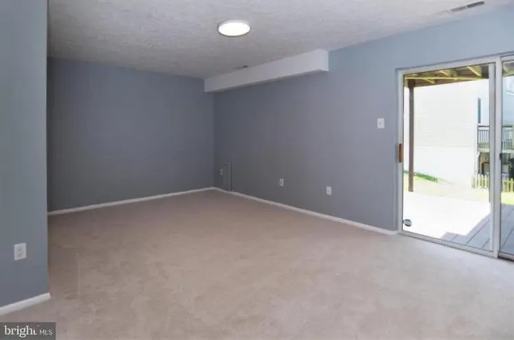 Room for rent in White M
arsh! 🏡