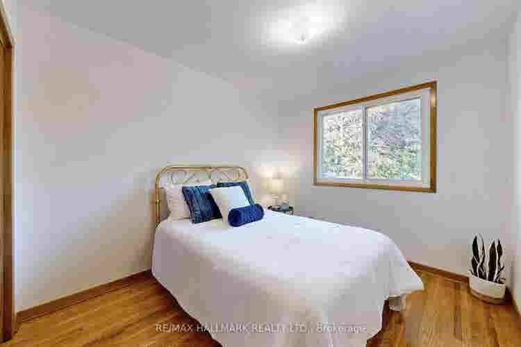 Master Bedroom - Private Washroom