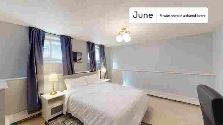 6 BR in Boston