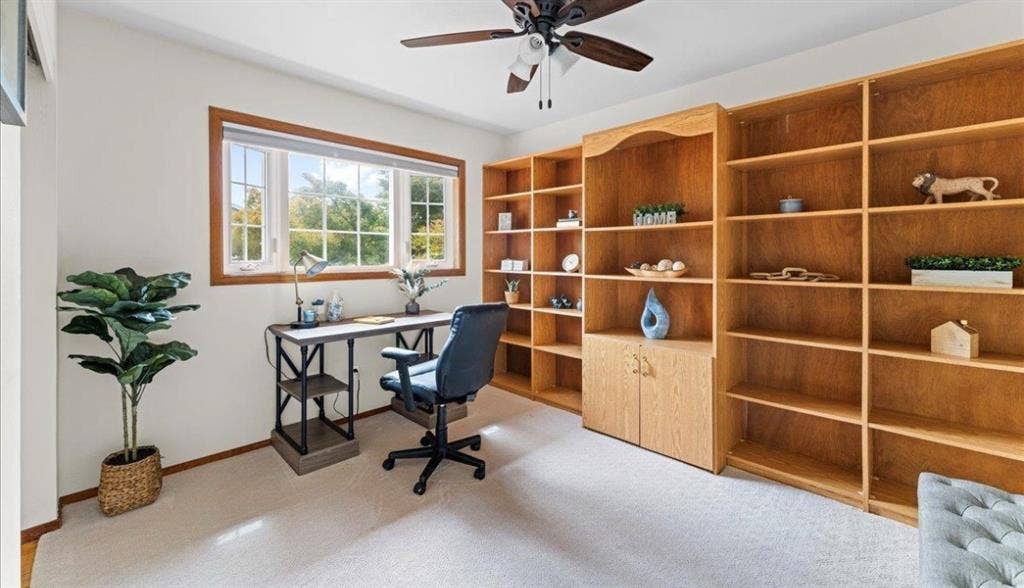 Master Bedroom  or 2 room suite