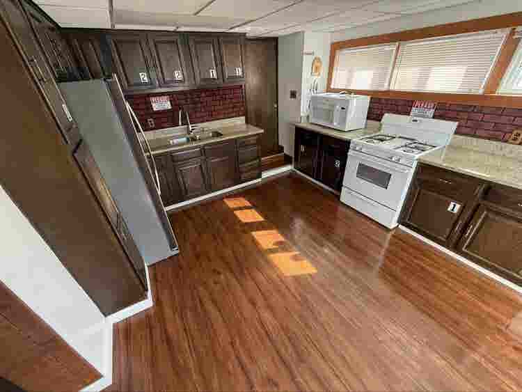 Private room to rent
