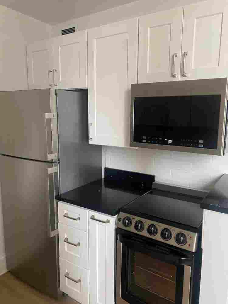 ✨Affordable Room in Midtown South✨