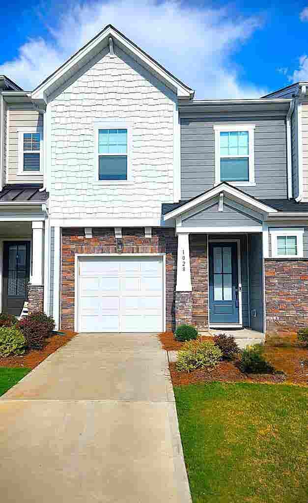 3 BR in Charlotte