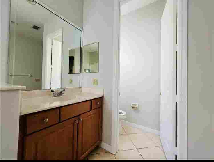 One room with private bathroom