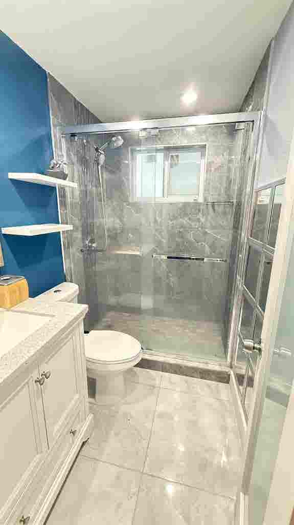 bathroom rental