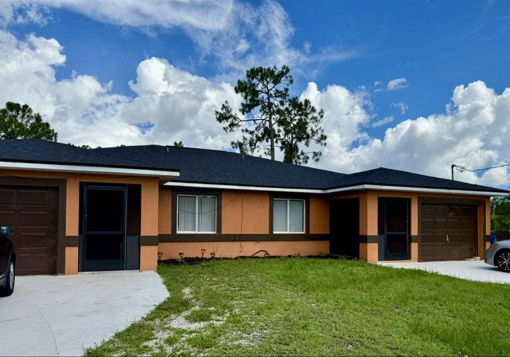 Looking for a quiet roommate