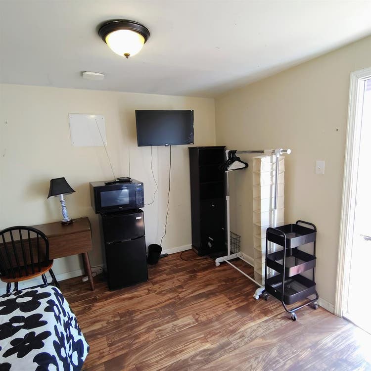 Fully Furnished Room