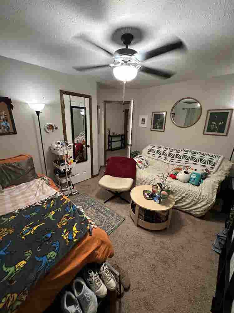 Sublet room in 
house- girls only!