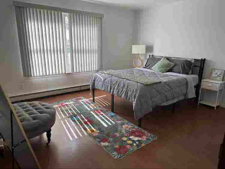 Fully furn BR INCL.
 UTILITIES