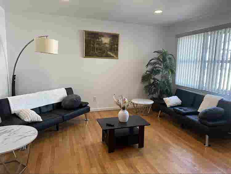 Fully furn BR INCL.
 UTILITIES