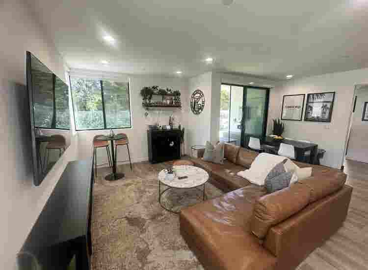Studio city room for rent!!