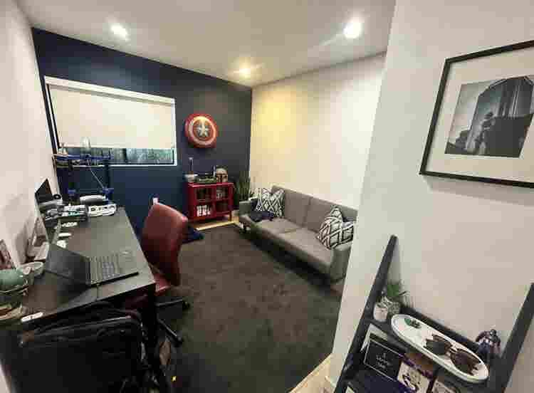 Studio city room for rent!!