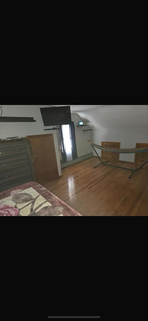 Furnished Bedroom in North Prov