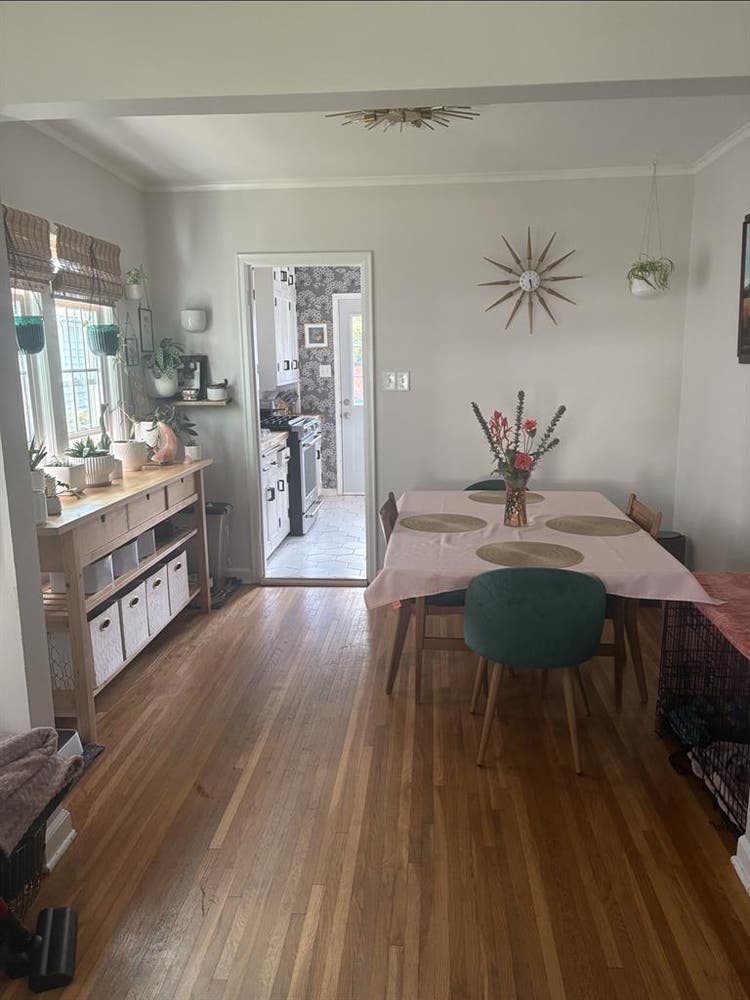 Clean private room for rent