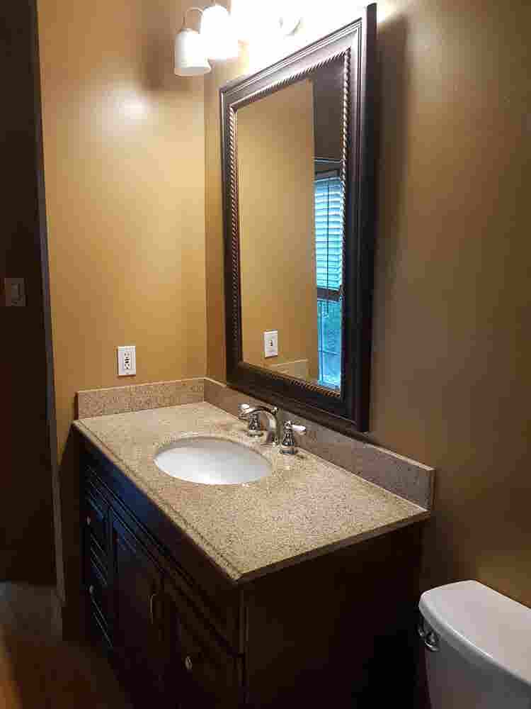 ROOM with Prvt Bath. AVAIL NOV