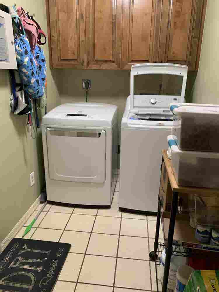 Room for rent jn Naples