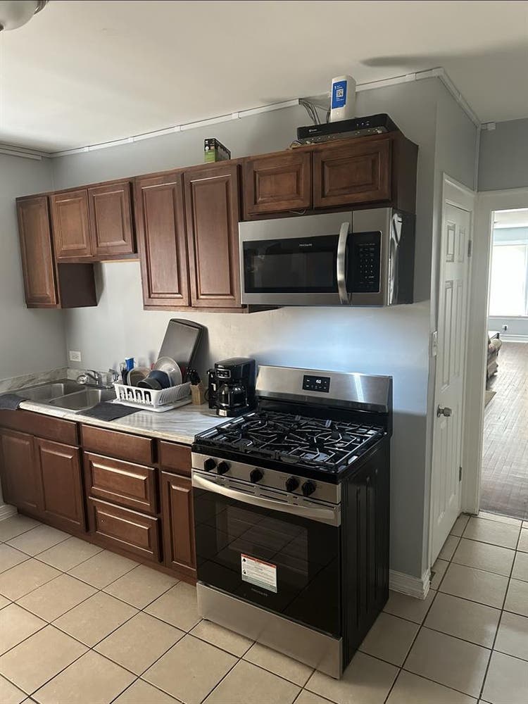 MEN ONLY 
Rooms for rent  monthly