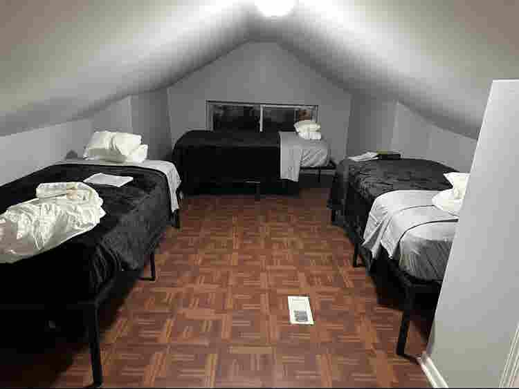 MEN ONLY 
Rooms for rent  monthly