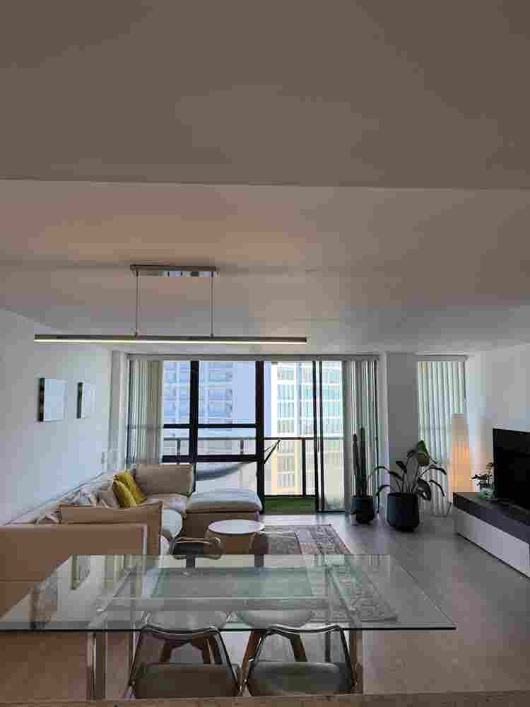 Bath High Rise On the Bay