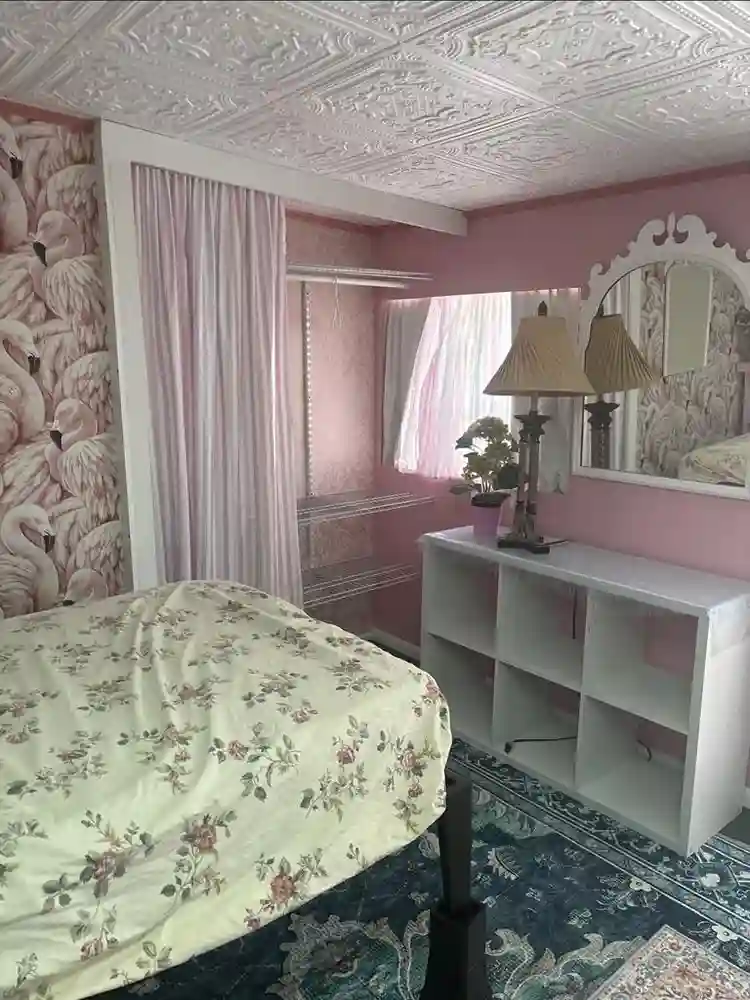 3 Rooms Vacant - Clairemontt