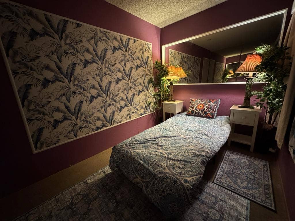 Rooms Be Vacant - Clairemont