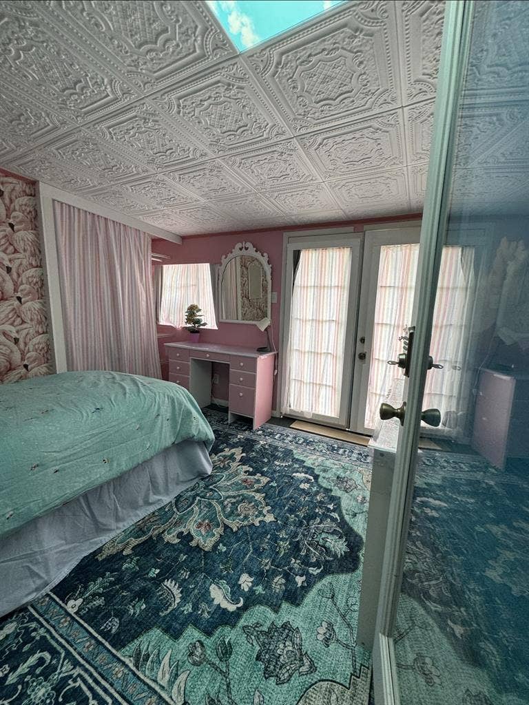 3 Rooms Vacant - Clairemontt