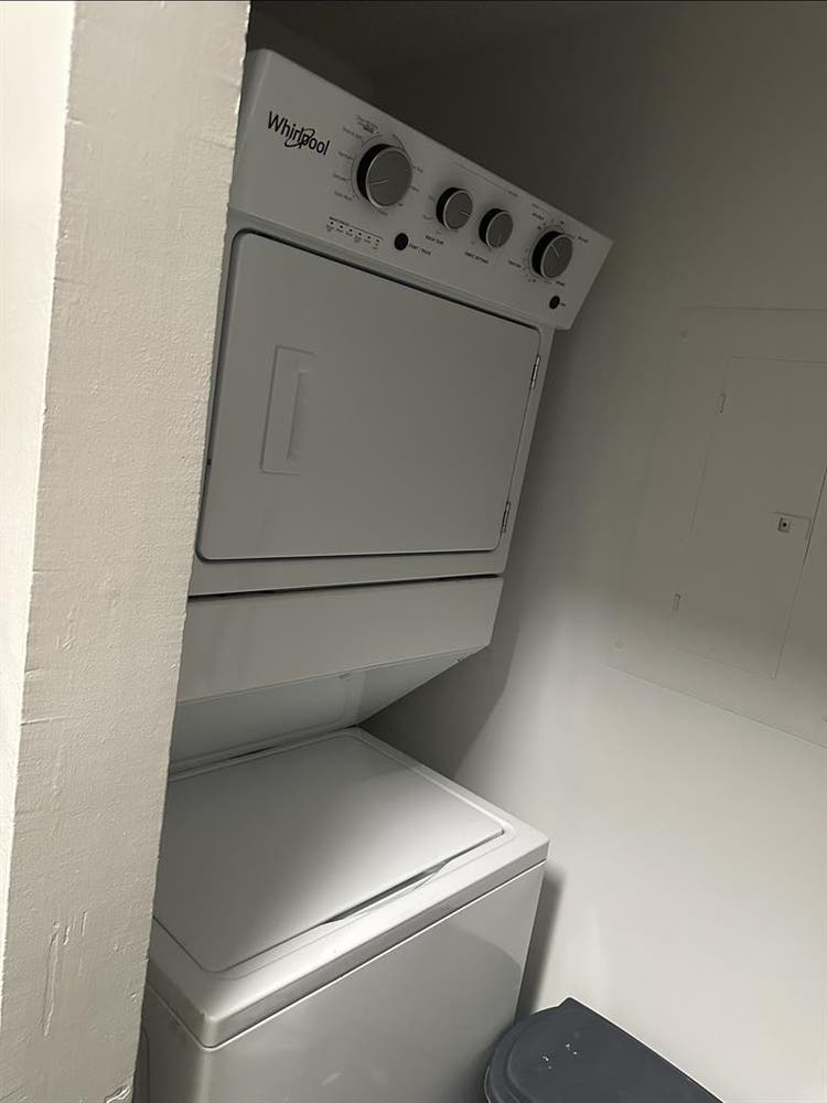 Nova Central - Wood Floor Unit