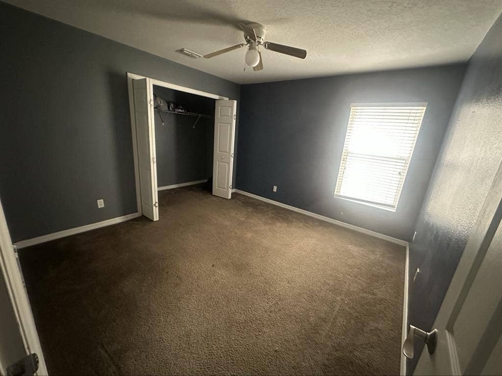 SPACIOUS BEDROOM 🛌✨