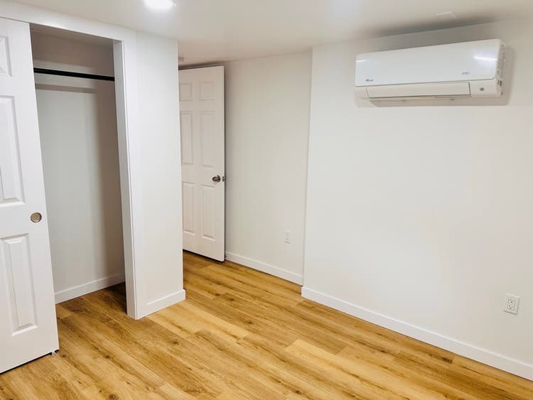 Available now  - Unit in Seattle