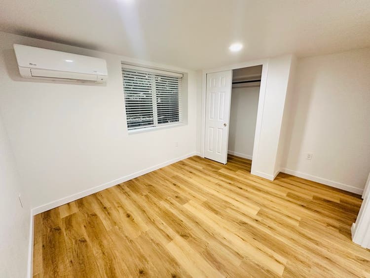 Available now  - Unit in Seattle
