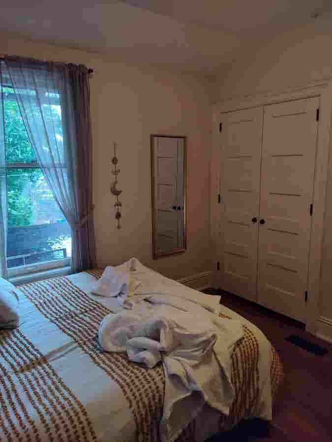 $1250 Room in Cap Hill home