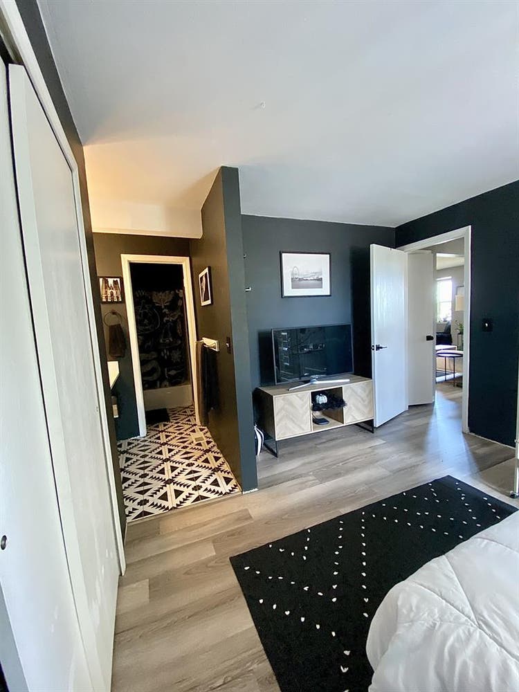 bath condo for rent