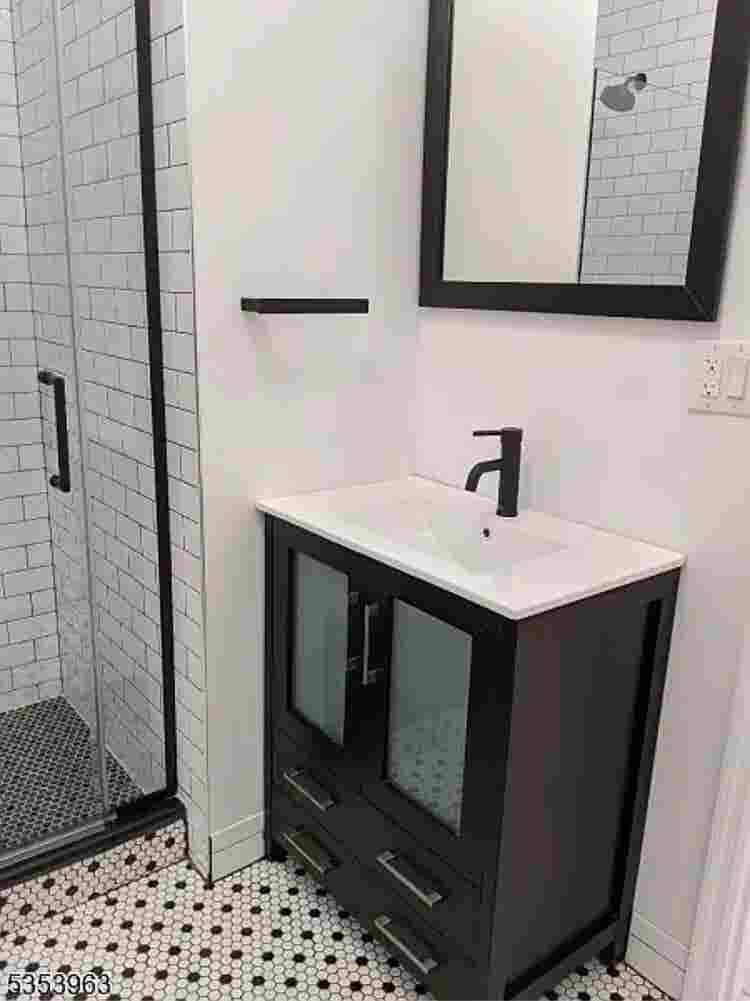 baths house for rent