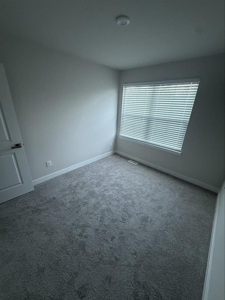 Private room for rent