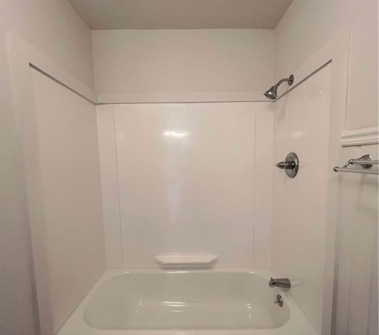 Private Room for Rent — 
Roommate