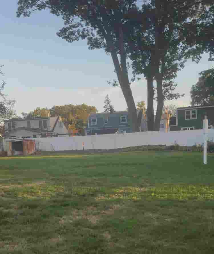 Private Room for Rent — 
Roommate